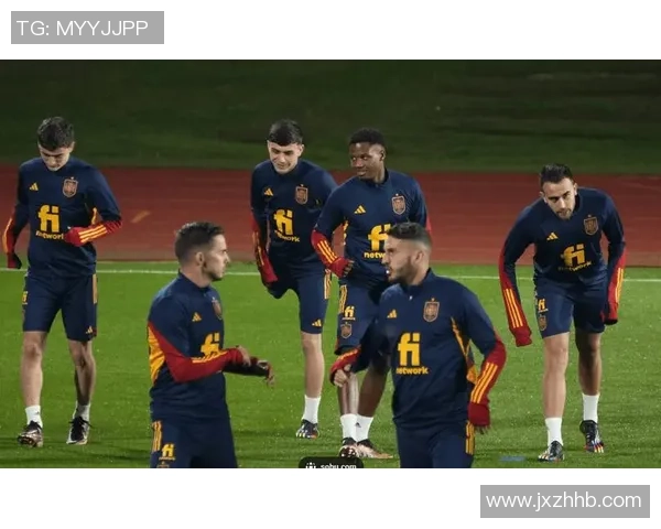 足球场上球星顶牛冲突引发激烈争议与团队精神深度思考